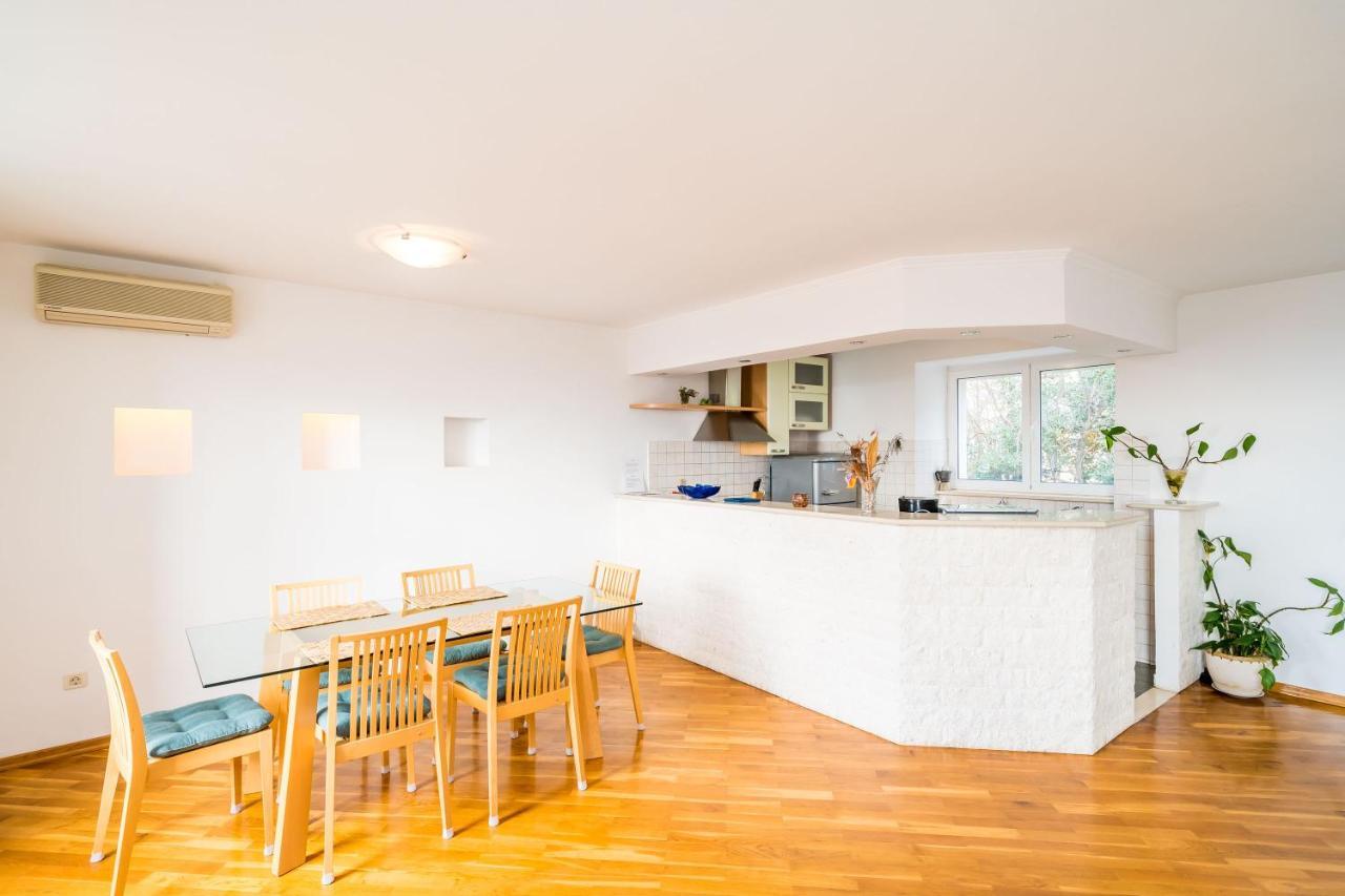 Deluxe Duplex House With Terrace Lägenhet Dubrovnik Exteriör bild